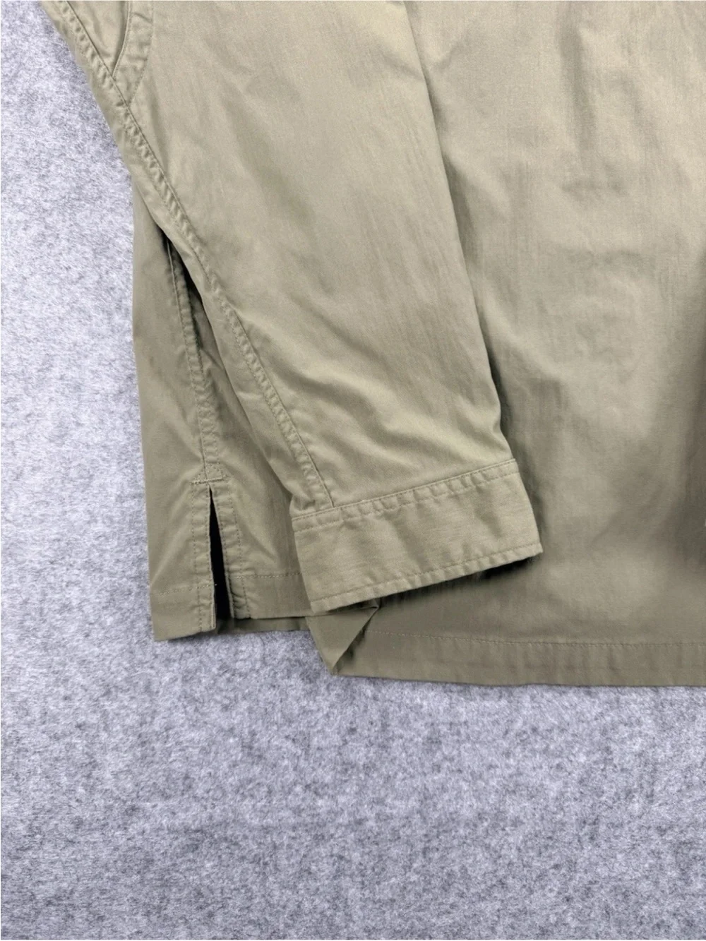 The North Face Mens L Lightweight Button Shirt Olive Green Vented Hiking Trail